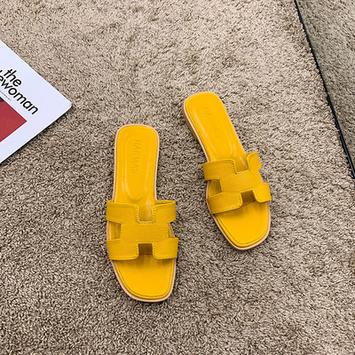 Μοντέρνες γυναικείες παντόφλες απλό μοντέλο