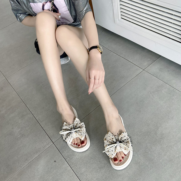 Γυναικείες σαγιονάρες με τούλι κορδέλα