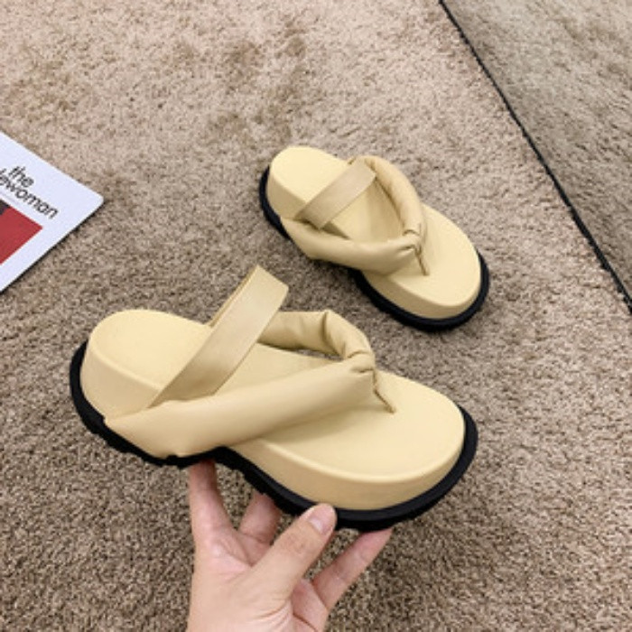 Παντόφλες casual γυναικείες ανάμεσα στα δάχτυλα με ψηλή σόλα