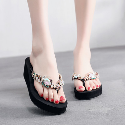 Jauns sieviešu čību modelis pār purngalu, kas dekorēts ar dekoratīviem akmeņiem