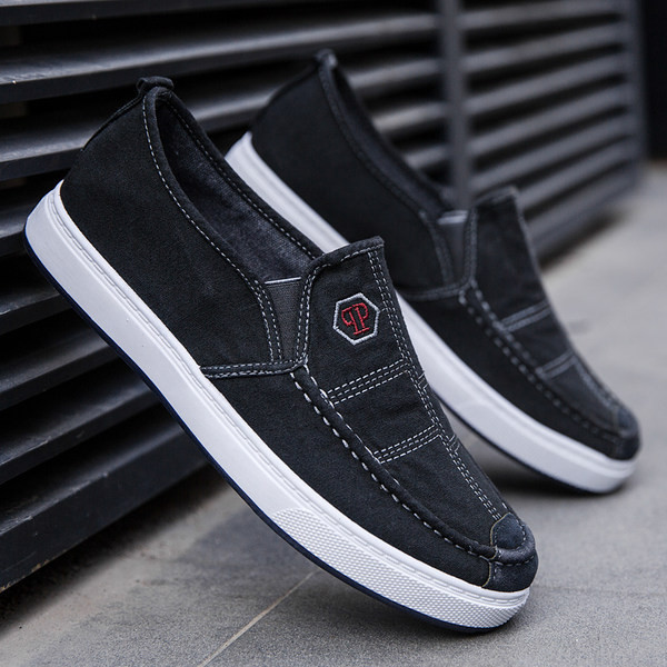 Ανδρικά μοντέρνα μοκασίνια - δύο μοντέλα