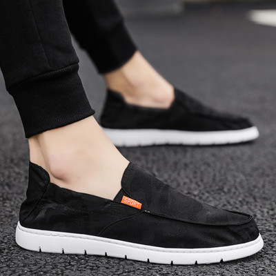 Jauns vīriešu mokasīnu modelis no tekstila - ar plakanu zoli