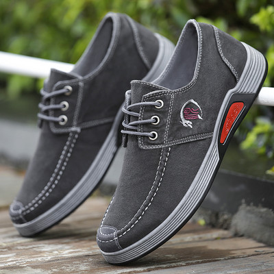 Model nou de mocasini barbati din denim cu broderie