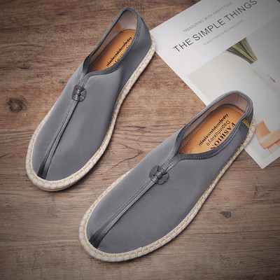 Μοντέρνα καθημερινά ανδρικά μοκασίνια - διάφορα μοντέλα