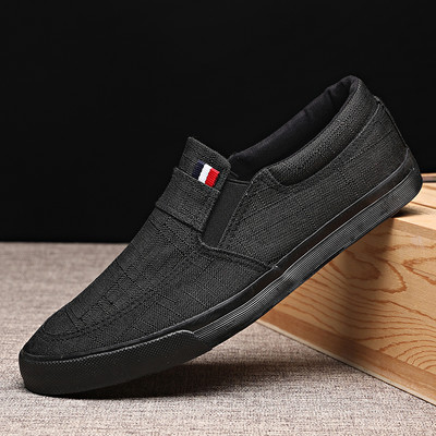 Νέο μοντέλο ανδρικά μοκασίνια με επίπεδη σόλα σε πολλά χρώματα