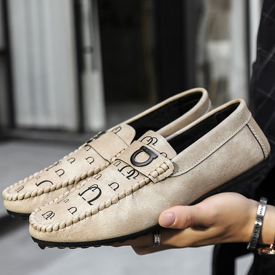 Νέο μοντέλο ανοιξιάτικά ανδρικά μοκασίνια από οικολογικό δέρμα με μεταλλική διακόσμηση