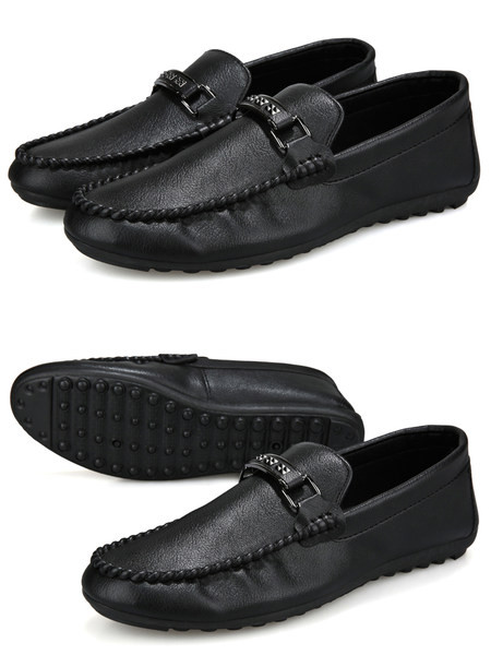 Νέο μοντέλο ανοιξιάτικά ανδρικά μοκασίνια από οικολογικό δέρμα με μεταλλική διακόσμηση