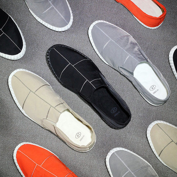 Ανδρικά καθημερινά μοκασίνια με επίπεδη σόλα - διάφορα μοντέλα