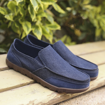 Σύγχρονα ανδρικά αναπνεύσιμα μοκασίνια - διάφορα μοντέλα