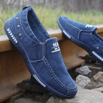 Ανδρικά μοκασίνια από υφάσματα - διαφορετικά μοντέλα