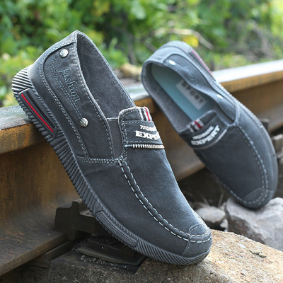 Ανδρικά μοκασίνια από υφάσματα - διαφορετικά μοντέλα