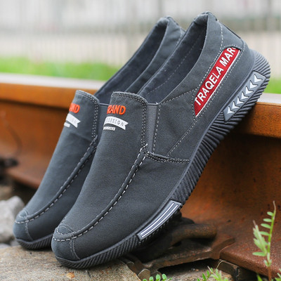 Ανδρικά μοκασίνια από υφάσματα - διαφορετικά μοντέλα