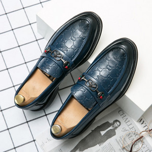 Μοντέρνά ανδρικά μοκασίνια από ανάγλυφο οικολογικό δέρμα