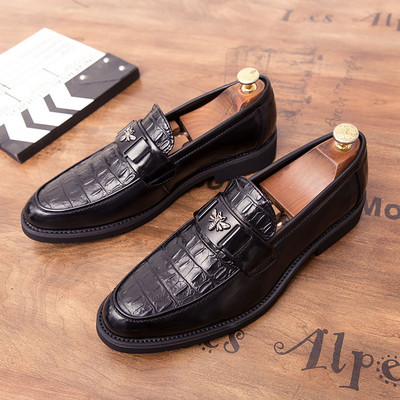 Μοντέρνά ανδρικά μοκασίνια από ανάγλυφο οικολογικό δέρμα