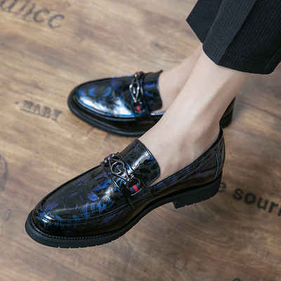 Μοντέρνά ανδρικά μοκασίνια από ανάγλυφο οικολογικό δέρμα