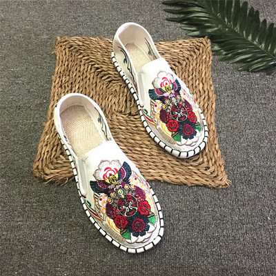 Mocasini casual barbatesti cu broderie