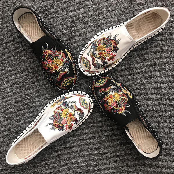 Mocasini casual barbatesti cu broderie