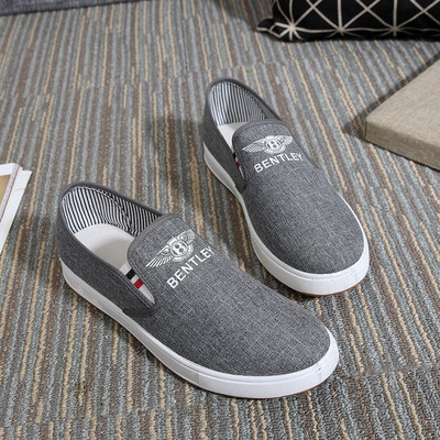 Ανδρικά στρογγυλεμένα μοκασίνια σε διάφορα μοντέλα