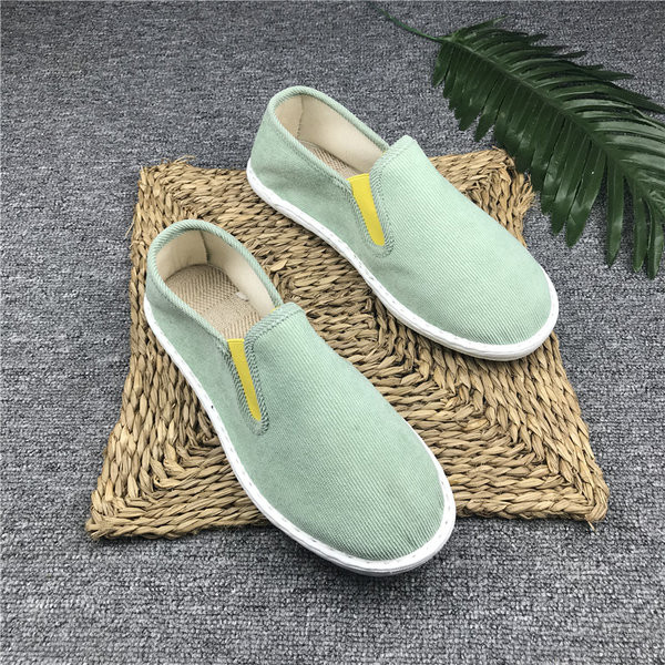 Ανδρικά μοκασίνια από υφάσματα με επίπεδη σόλα σε διάφορα χρώματα