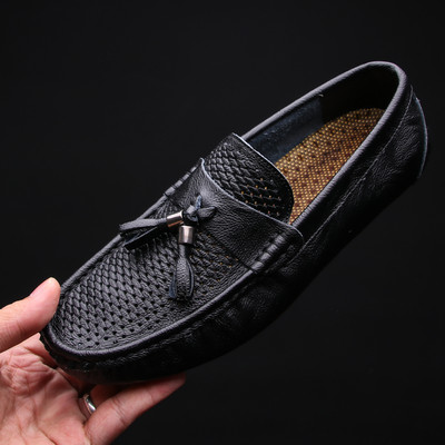 Καλοκαιρινά μοκασίνια από οικολογικό δέρμα με μεταλλική διακόσμηση