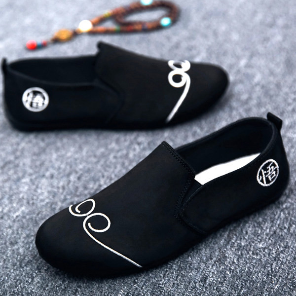 Ανδρικά μοκασίνια από τεχνητό σουέτ με κέντημα