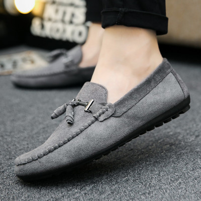 Öko seemisnahast mitmes värvitoonis vabaaja meeste mokassiinid tuttidega