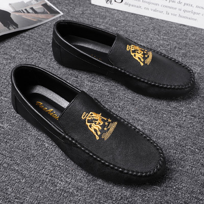 Νέο μοντέλο ανδρικά μοκασίνια σε επίπεδη σόλα - διάφορα μοντέλα