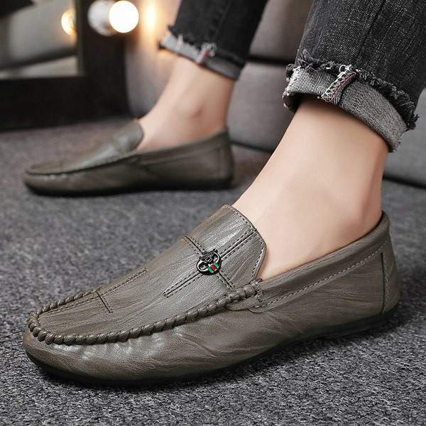 Νέο μοντέλο ανδρικά μοκασίνια σε επίπεδη σόλα - διάφορα μοντέλα