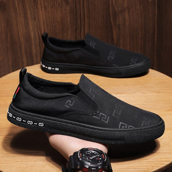 Ανδρικά μοκασίνια με υφάσματα με ελαστικό