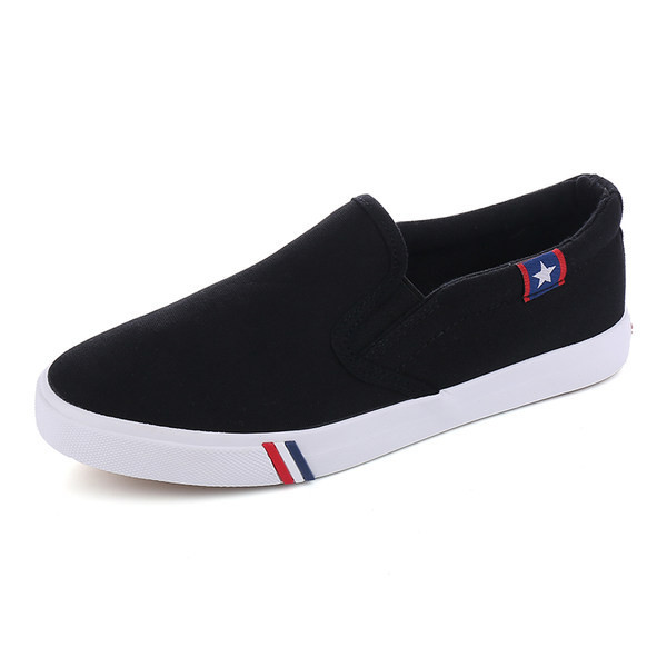 Καλοκαιρινά αναπνεύσιμα μοκασίνια κατασκευασμένα από ύφασμα με επίπεδη σόλα