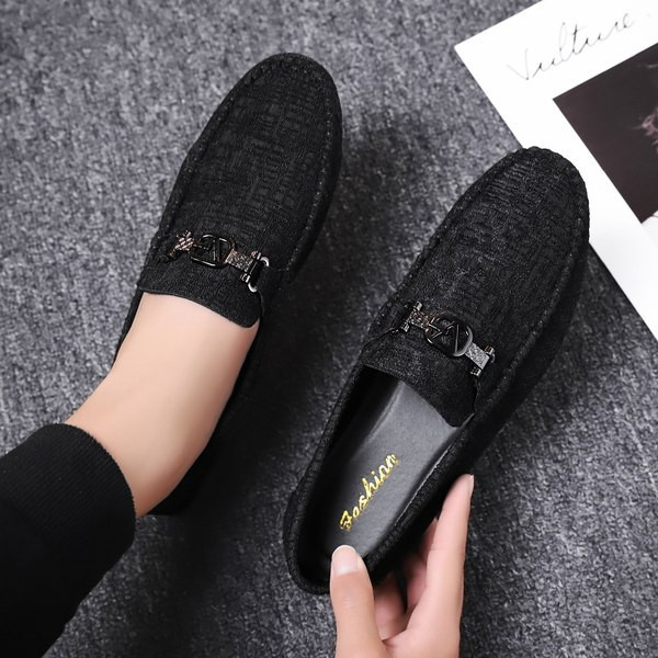 Ανδρικά μοκασίνια κλασικό μοντέλο με μεταλλικό στοιχείο