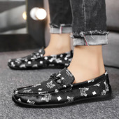 Eco δερμάτινες μοκασίνια με μεταλλική διακόσμηση