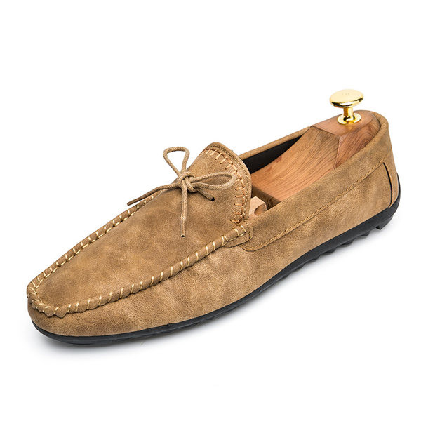 Μοντέρνα μοκασίνια από οικολογικό δέρμα με κορδόνια