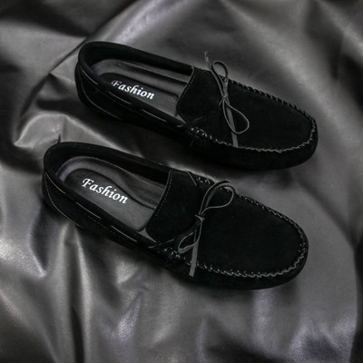 Ανδρικά μοκασίνια από οικολογικό σουέτ με φούντα