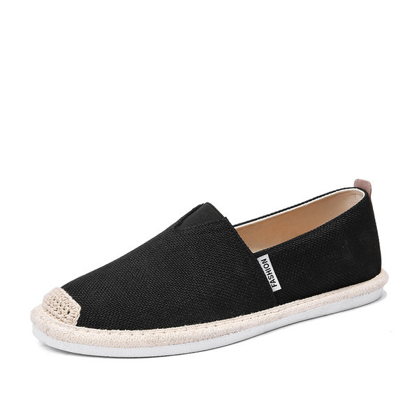 Ανδρικά μοκασίνια μυτερά μοντέλο με επίπεδη σόλα