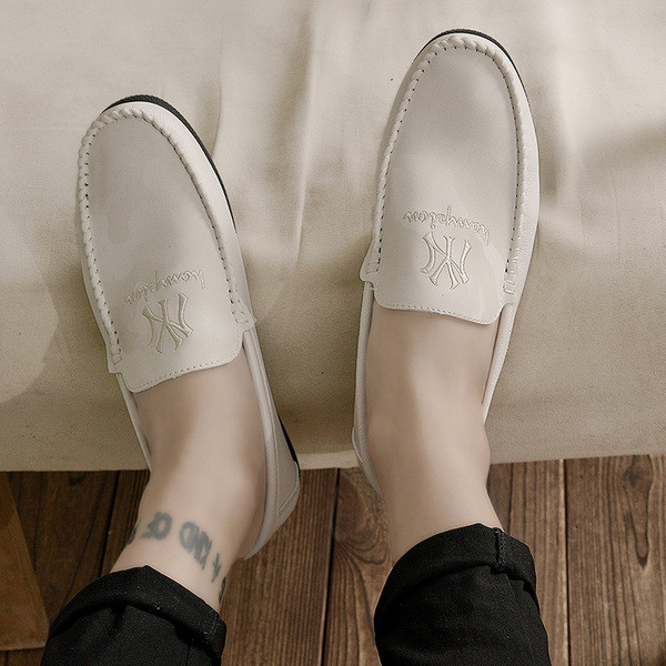 Μοντέρνα ανδρικά μοκασίνια από οικολογικό δερμάτινο κλασικό μοντέλο