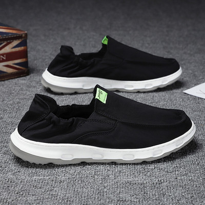 Ανδρικά καθημερινά μοκασίνια με έμβλημα σε τρία χρώματα