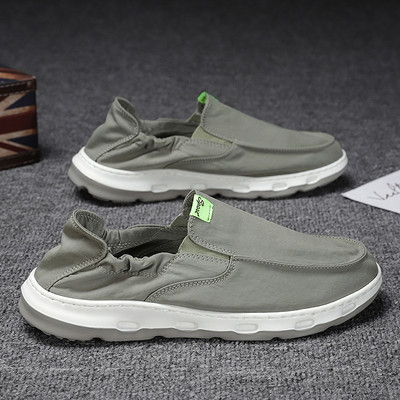 Ανδρικά καθημερινά μοκασίνια με έμβλημα σε τρία χρώματα