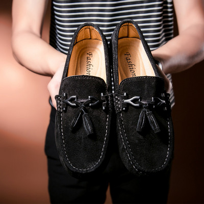 Ανδρικά μοκασίνια με φούντες - δύο μοντέλα