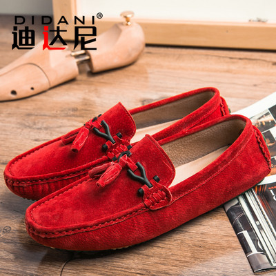 Νέο μοντέλο ανδρικά μοκασίνια με μεταλλικό στοιχείο και φούντα