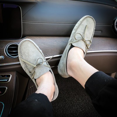 Model nou de mocasini cu sireturi pentru barbati