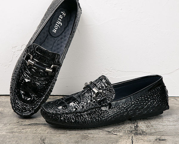 Ανδρικά ανοιξιάτικα έκο δερμάτινα μοκασίνια με μεταλλική αγκράφα