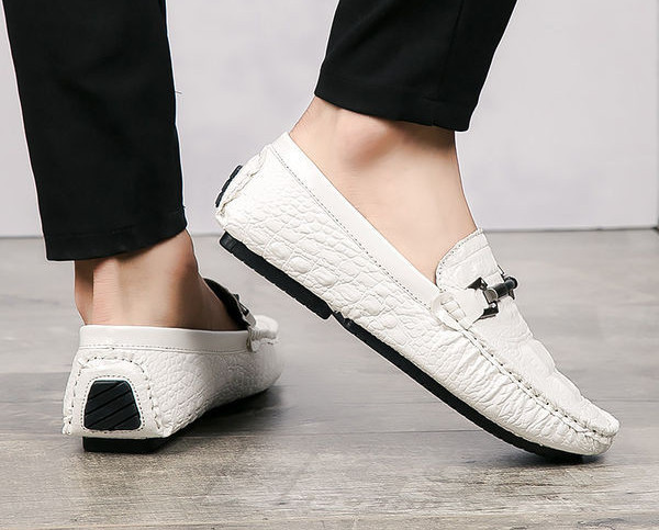 Ανδρικά ανοιξιάτικα έκο δερμάτινα μοκασίνια με μεταλλική αγκράφα