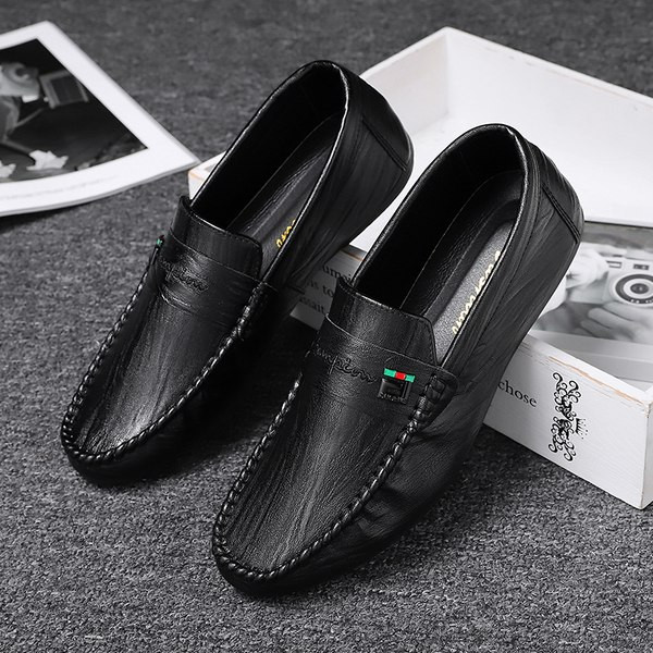Νέο μοντέλο ανδρικά μοκασίνια από οικολογικό δέρμα με απλικέ