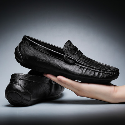 Σύγχρονα μοκασίνια από οικολογικό δέρμα - διαφορετικά μοντέλα