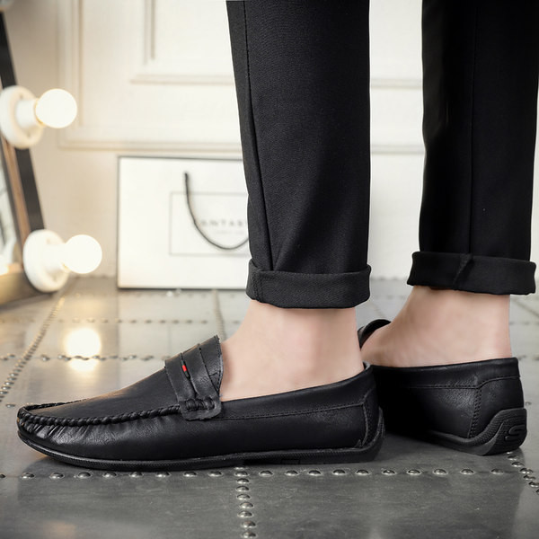 Κλασικό μοντέλο έκο δερμάτινα μοκασίνια για άνδρες