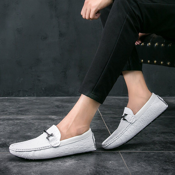 Ανδρικά μοκασίνια με μεταλλικό στοιχείο - οικολογικό δέρμα