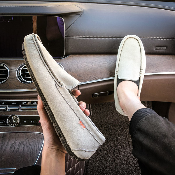 Ανδρικά μοντέρνα μοκασίνια απλό μοντέλο με επίπεδη σόλα