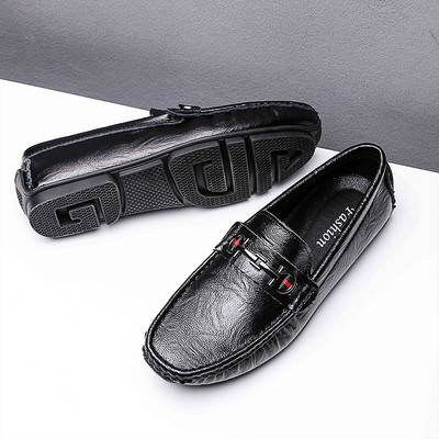 Ανδρικά casual έκο δερμάτινα μοκασίνια με μεταλλική αγκράφα