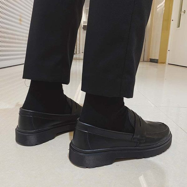 Καθημερινά ανδρικά μοκασίνια από δέρμα faux σε μαύρο χρώμα